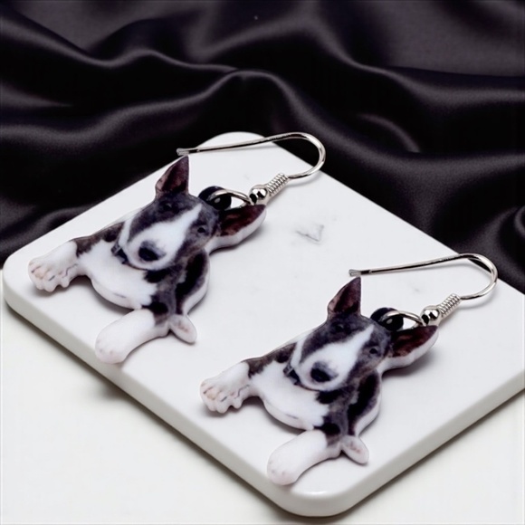 Bull Terrier Dangle Earrings: Show Off Your Pup Passion! 🐶 NWT Day Jewelry - Picture 10 of 12